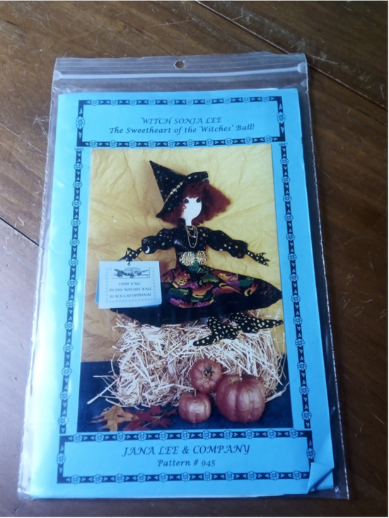 Jana Lee & Company Other - Witch Sonja Lee Doll Sewing Pattern #945